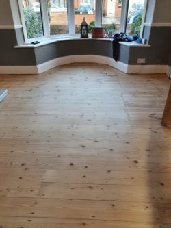 pine floor sanding Whitley Bay